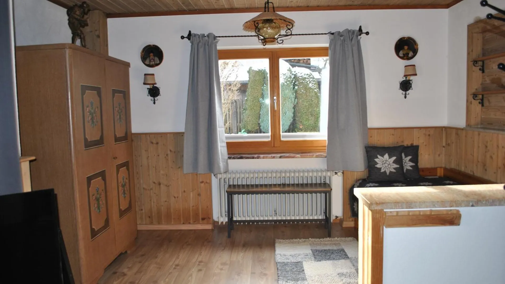Ferienwohnung Eschental Eschenlohe Apartment