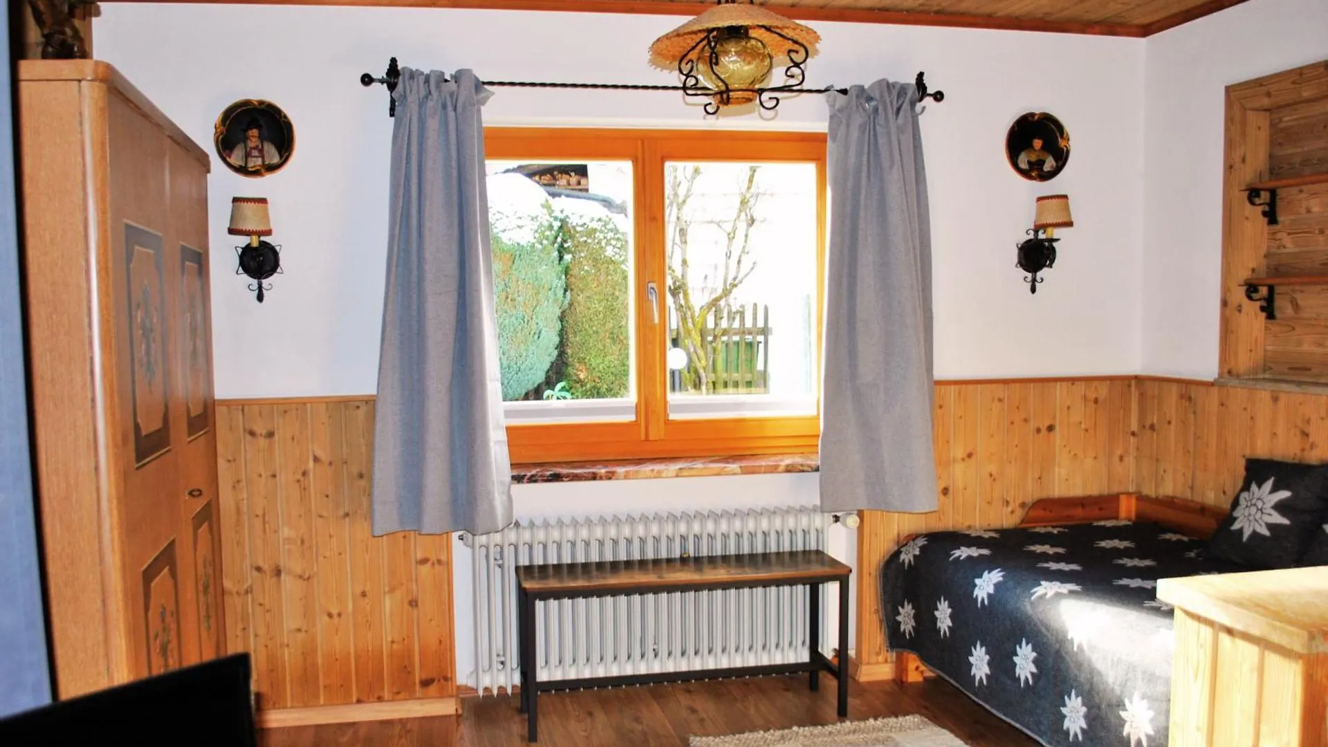 Apartment Ferienwohnung Eschental Eschenlohe